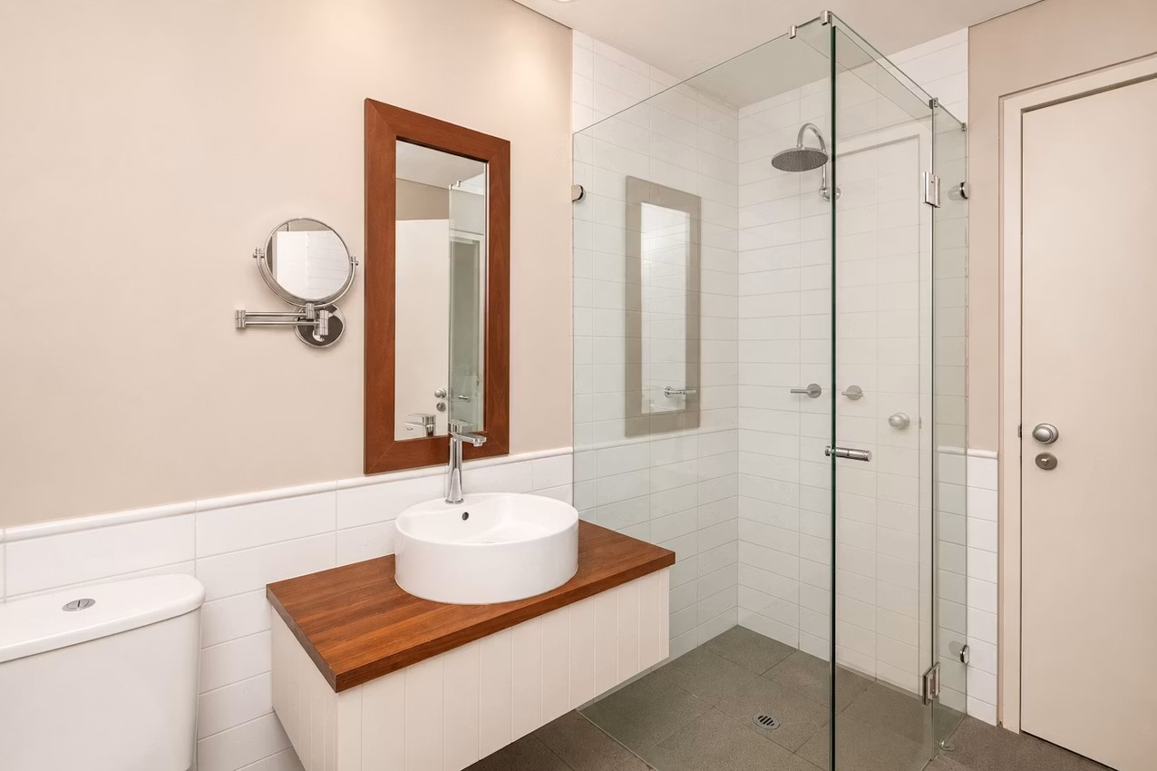 2bdrm apt 1