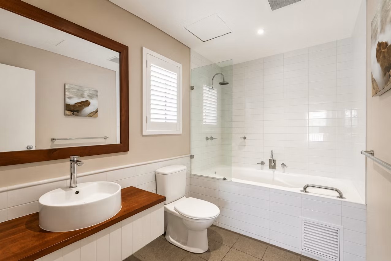 2bdrm apt 2